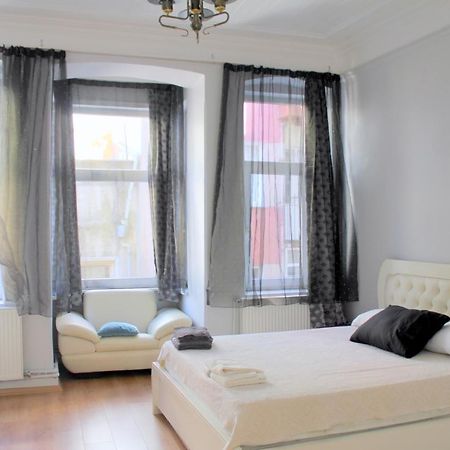 For Those Who Want To Be Close To Beyoglu Istiklal Street Istanbul Exterior photo